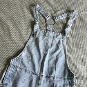 FARM Rio Denim Jumpsuit w/ nice cut relaxed fit